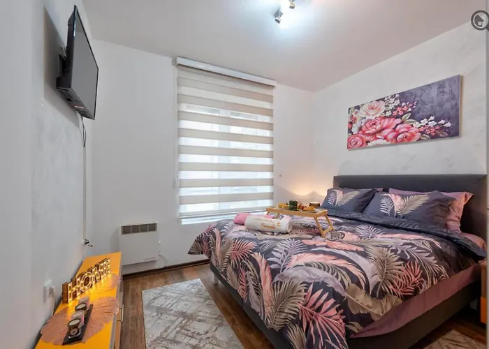 アパート Sorelle 2 *